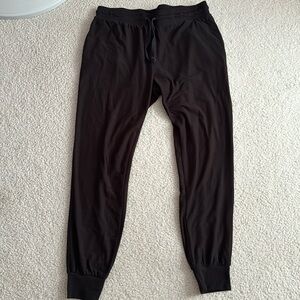 Derek Heart black joggers with pockets.